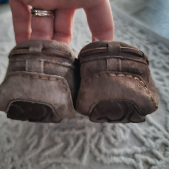 Ugg Dakota Slipper 10 - Picture 3 of 8